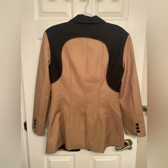 SOLD Kijun Korean Brand Orchestra Blazer - Picture 2 of 11